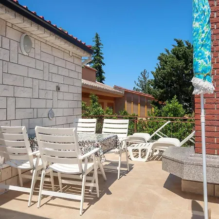 Visnja-2 By Interhome