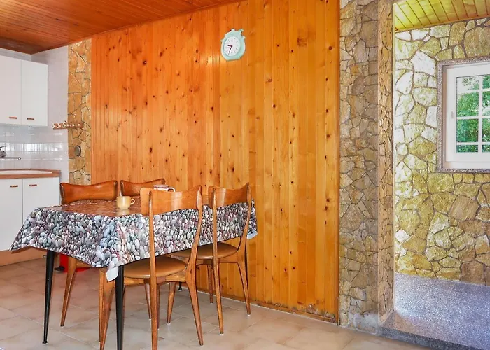 Visnja-2 By Interhome *